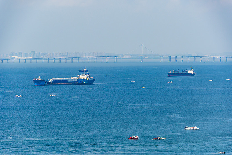 VR眼镜采用福建厦门跨国货运高效送达希腊比雷埃夫斯
