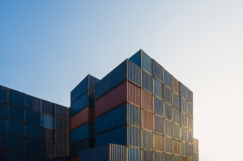 矿灰运用广东深圳跨国货运运送至沙特阿拉伯吉达