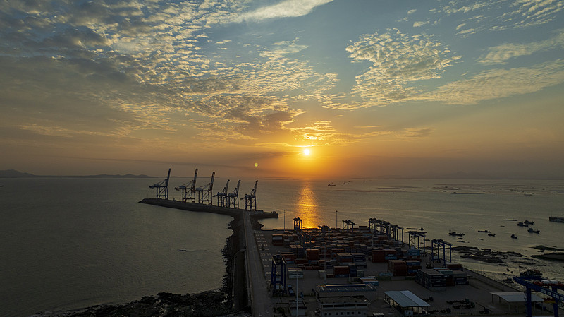 集成电路运用广东广州跨国货运派送至美国纽约