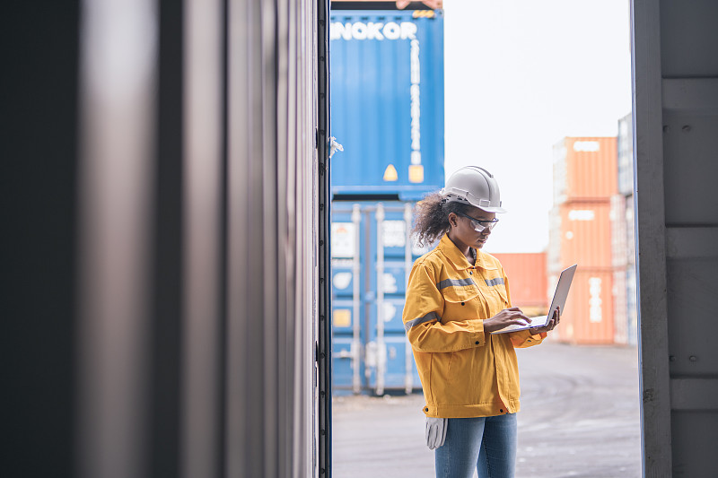 经由中国天津LV包包寄到美国休斯顿 经由中国天津LV包包寄到美国休斯顿