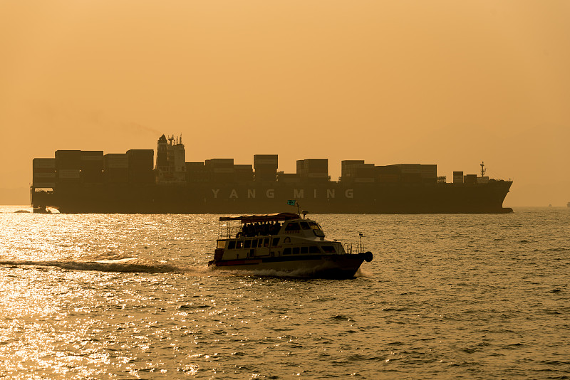 太阳能电池板通过河北石家庄国际运输运到马来西亚巴生港