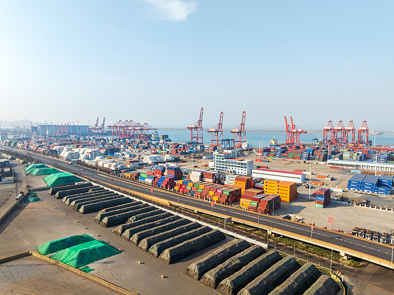 钢铁利用中国上海外贸物流派送至韩国首尔