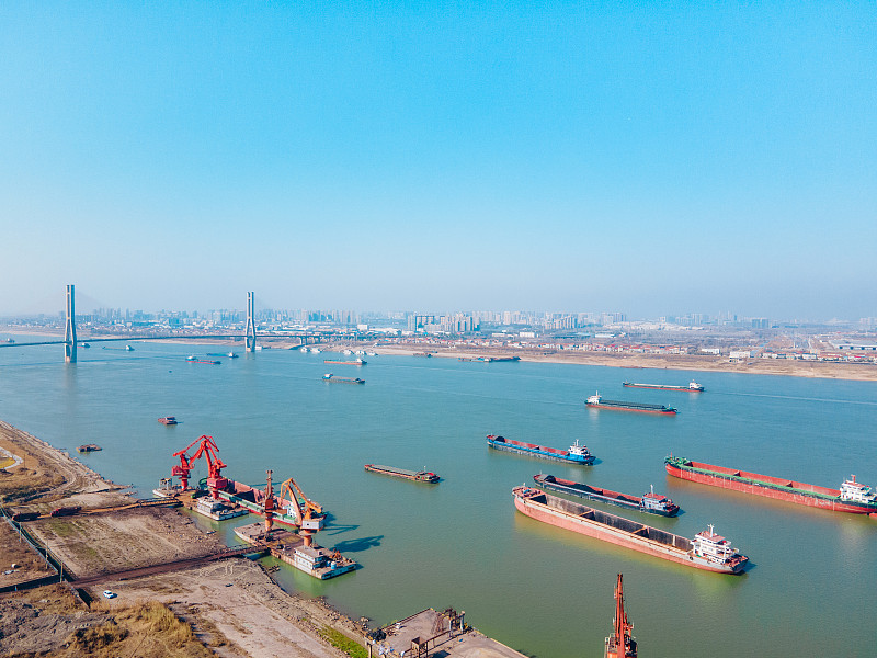 微波炉应用中国上海全球物流运抵美国纽约