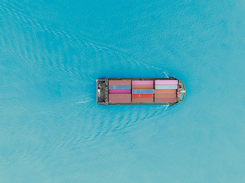 基于广州LV包包寄到美国纽约