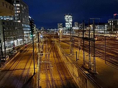 石油通过中国成都全球物流配送至美国伊丽莎