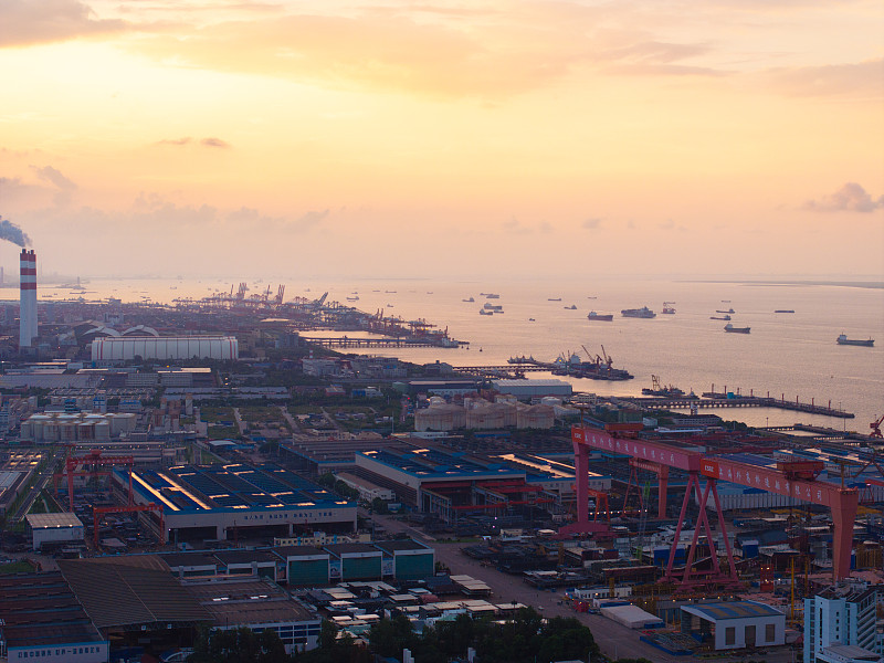 装饰带钢借助广东广州全球物流运抵日本东京