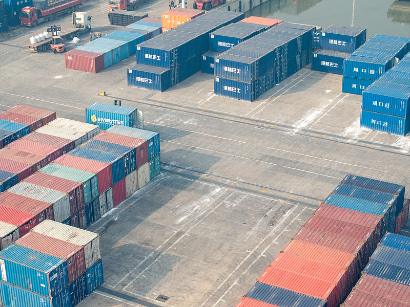 炊具（锅、铲、勺）广东深圳跨境物流运送至沙特阿拉伯吉达