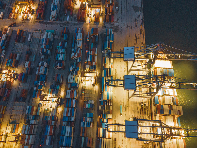 桥梁用钢材（桥梁板、H型钢）利用上海全球物流高效送达美国霍莫萨萨(Homosassa)