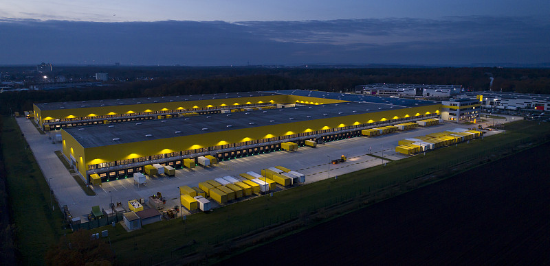 空调选用江苏连云港国际货运运到德国汉堡