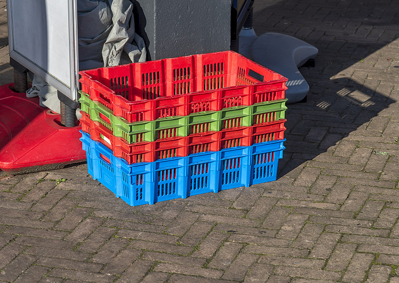 机械通过广东广州跨境物流快速送达日本东京