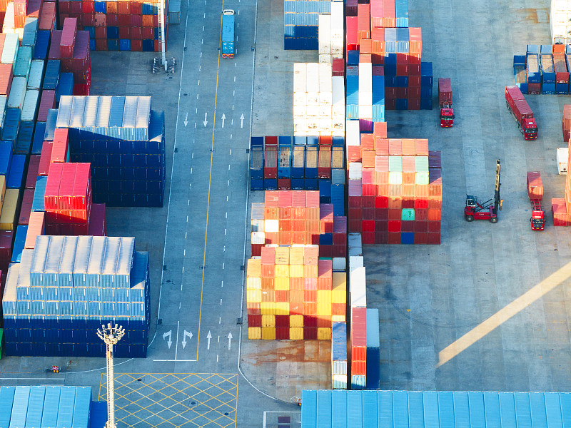 梳妆台运用山东烟台国际物流运送至马来西亚巴生港