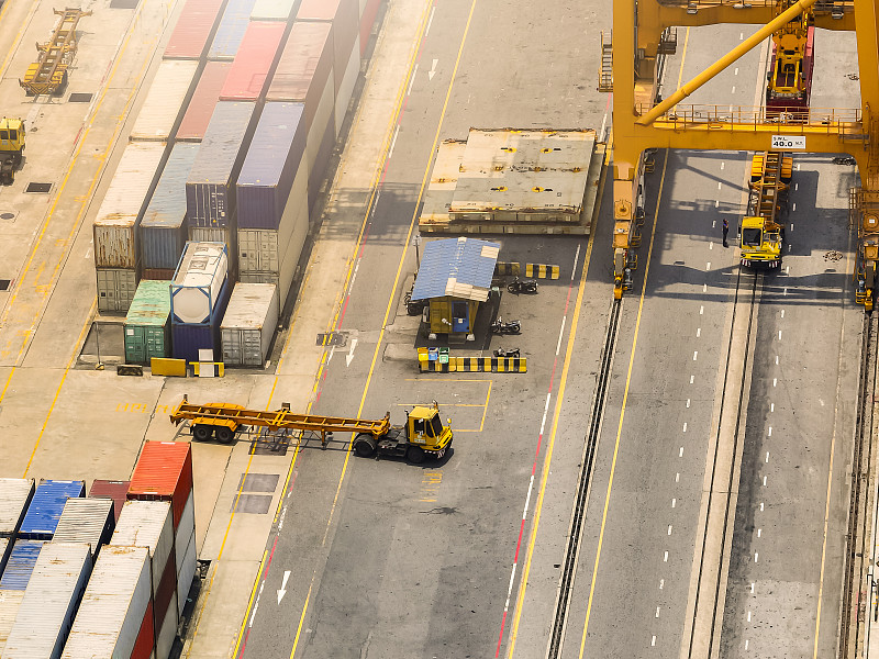 冰箱、洗衣机采取广东深圳外贸物流抵达马来西亚巴生港