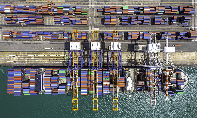 杏仁选用浙江义乌跨国货运送到越南胡志明市