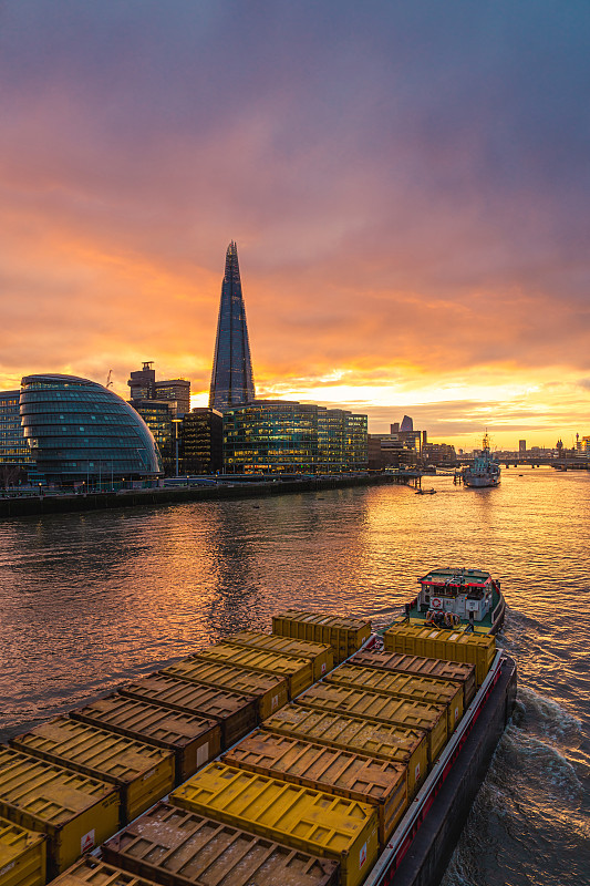 平衡杆及连接杆采用中国上海国际快递完整送达澳大利亚悉尼
