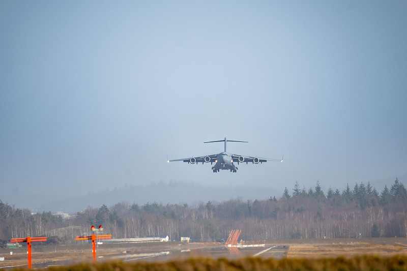 运输设备经过中中国国际运输配送到波士顿(Boston) 运输设备经过中中国国际运输配送到波士顿(Boston)