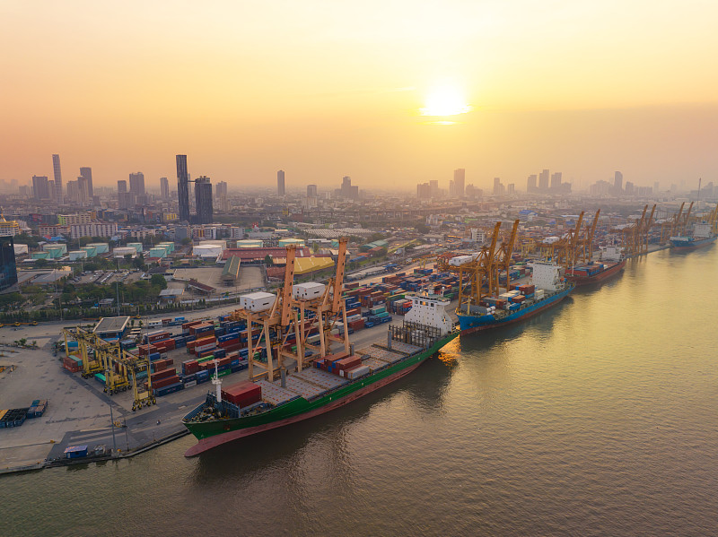 液晶显示器辽宁大连国际货运快递至阿联酋迪拜