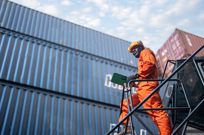 工业真空泵选用广东东莞环球货运准时送达印度新德里