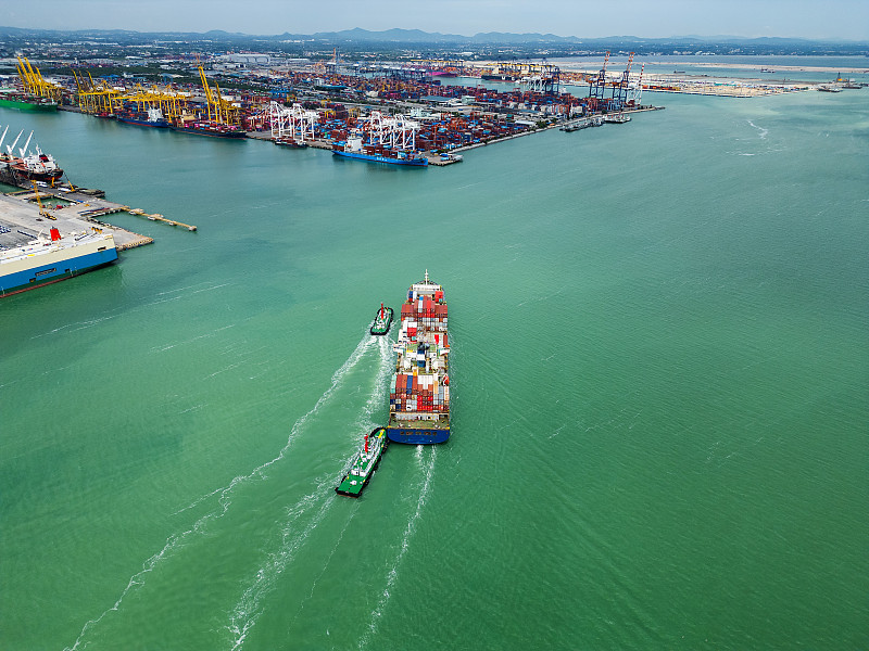 基础化工品选用中国天津环球货运完整送达英国伦敦