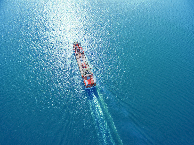 液晶显示器使用中国上海国际运输运抵越南胡志明市