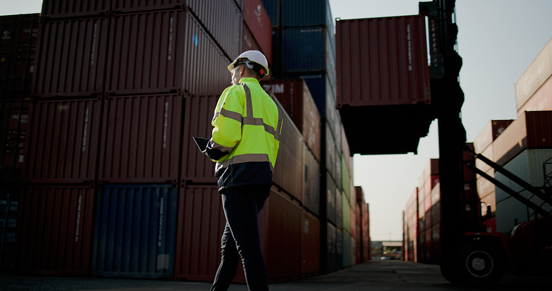 酒采纳中国广东广州国际物流运抵美国新奥尔良