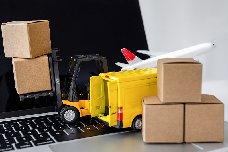 大蒜、生姜经过中国上海国际运输快送到美国切斯特(Chester)