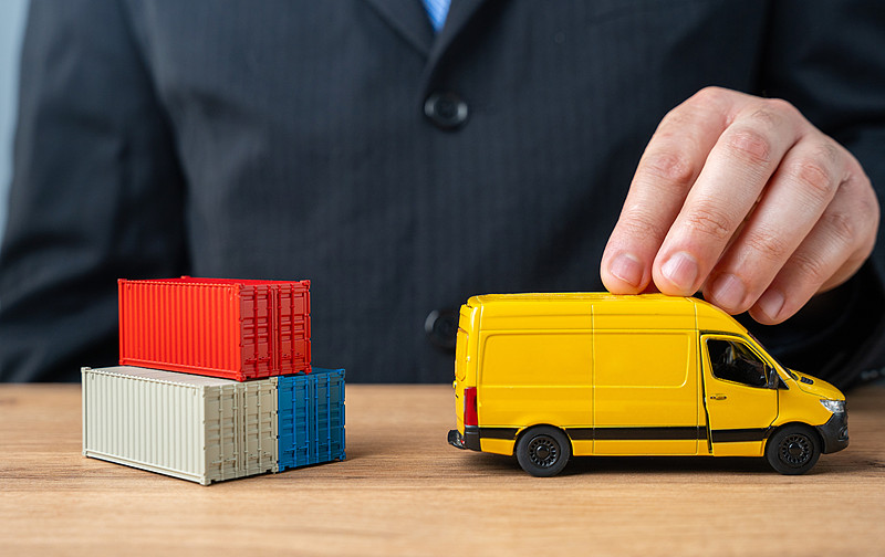 无人机采取深圳跨境物流送达美国塔科马