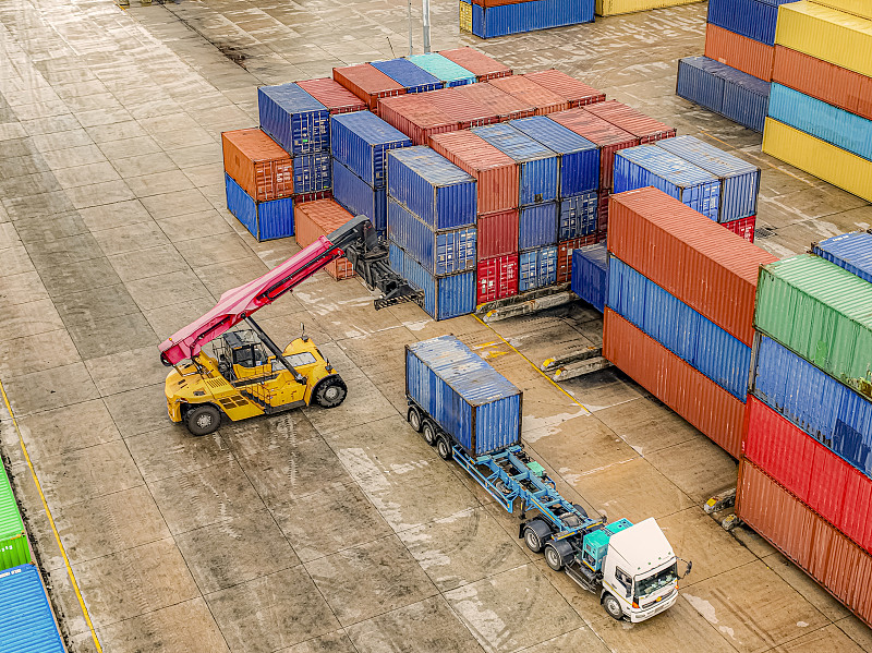 苹果、柑橘利用广州市国际货运送达美国芝加哥