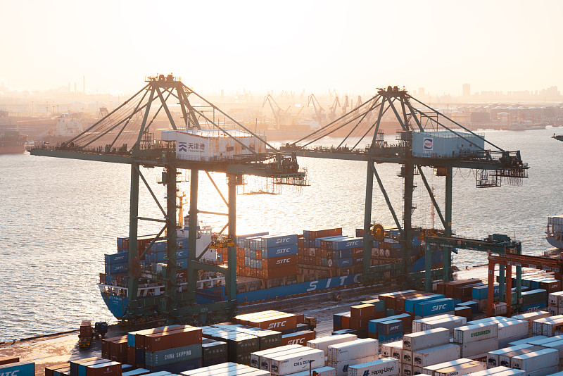 机械设备利用江苏苏州跨境物流高效送达泰国曼谷