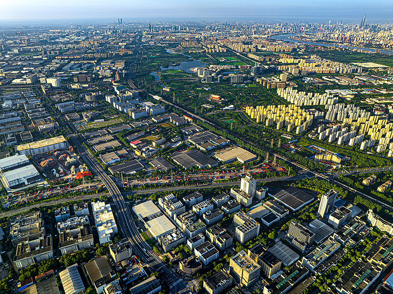 线材经中国广东深圳跨境物流发往美国萨凡纳