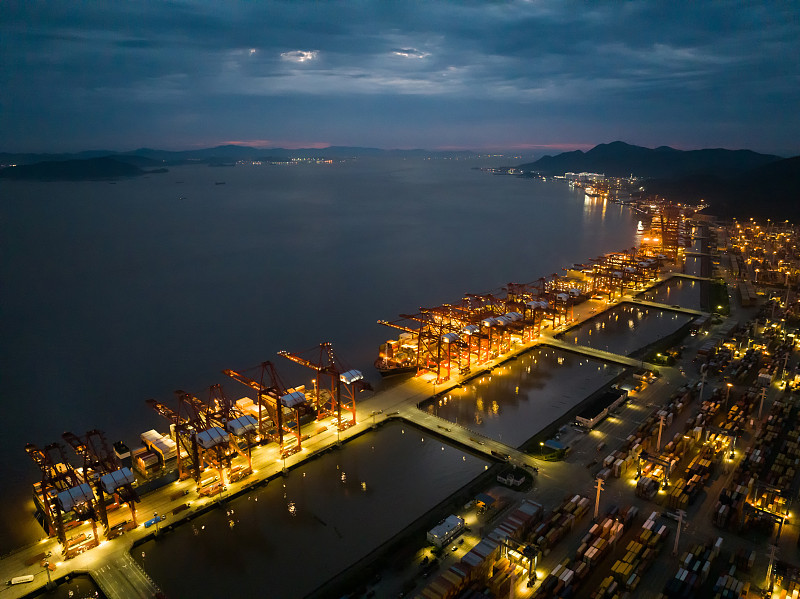 自给式压缩空气呼吸器采纳宁波国际物流运抵美国诺福克