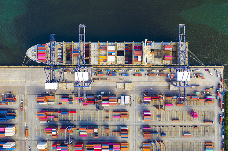 冰箱、洗衣机经过深圳国际快递安全送达美国底特律 冰箱、洗衣机经过深圳国际快递安全送达美国底特律