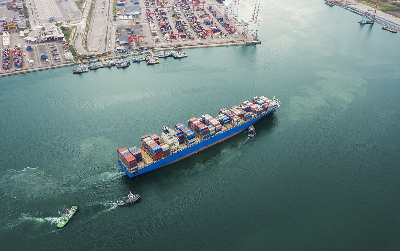 电饭煲借用中国武汉环球货运抵达美国迈阿密