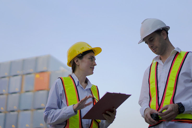 衣架/晾衣架借助中国上海国际运输运送至新西兰奥克兰