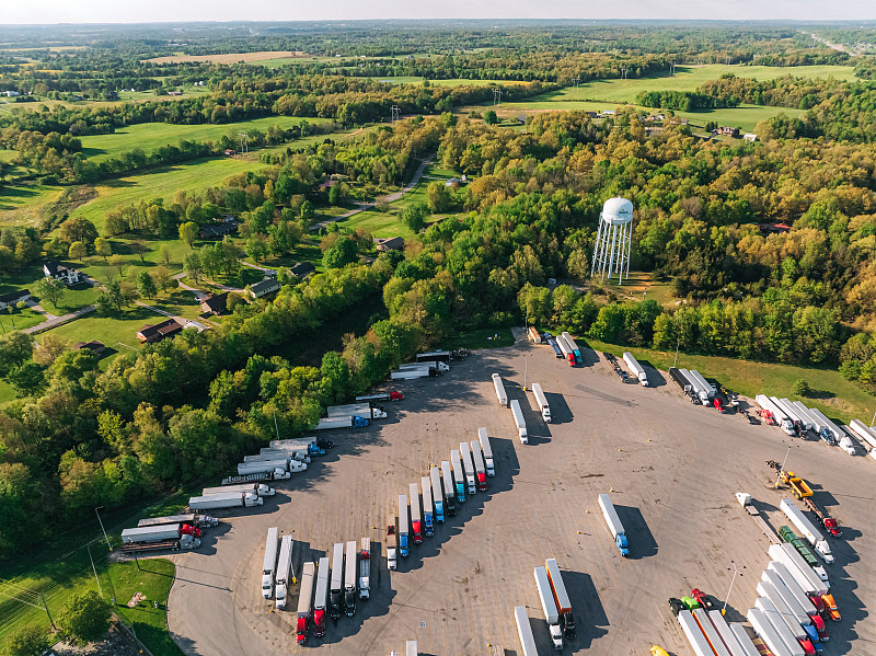花纹板采取江苏苏州全球物流派送至美国纽约