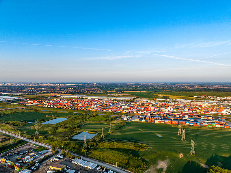 经由中国上海把西药寄到美国洛杉矶