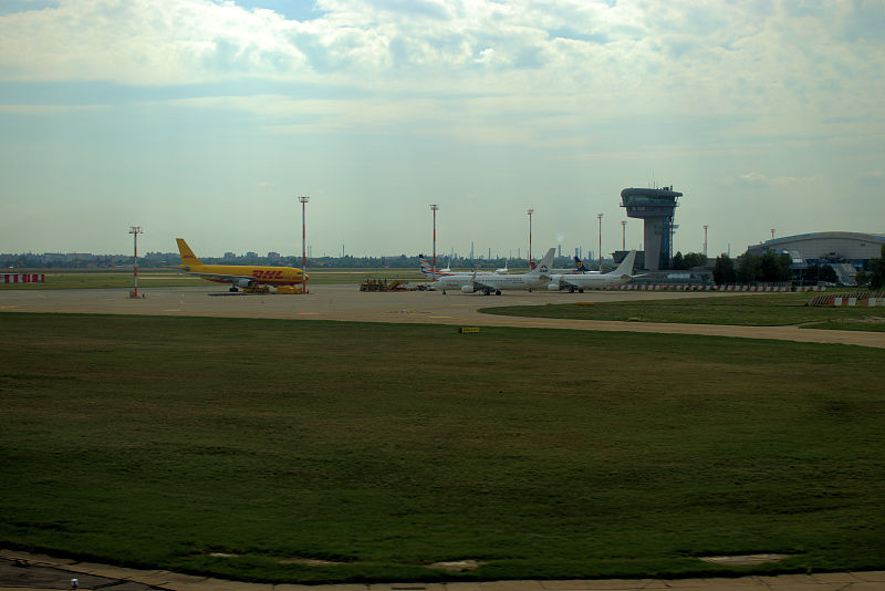 智能手机经广州环球货运送抵大急流城(GrandRapids)