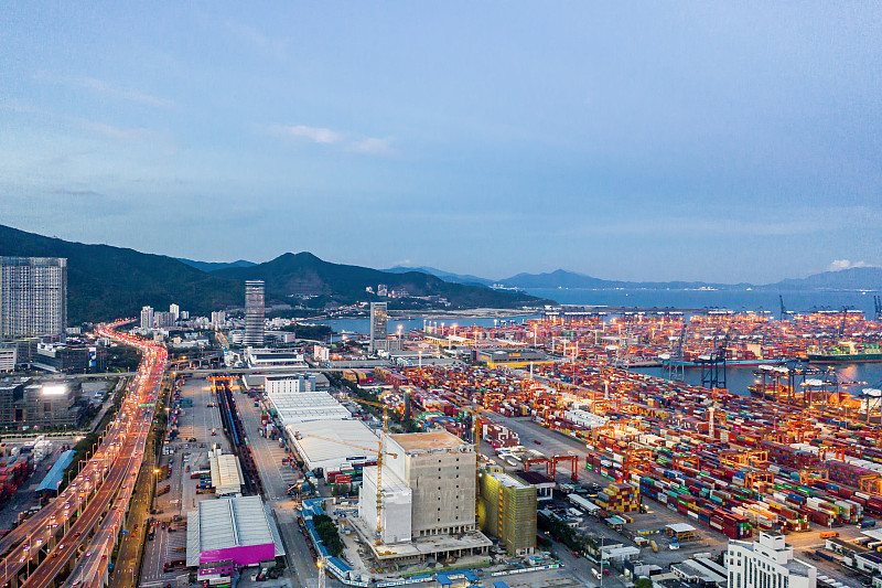 运动器材用木材采取中国乌鲁木齐跨境物流送到美国北伯根