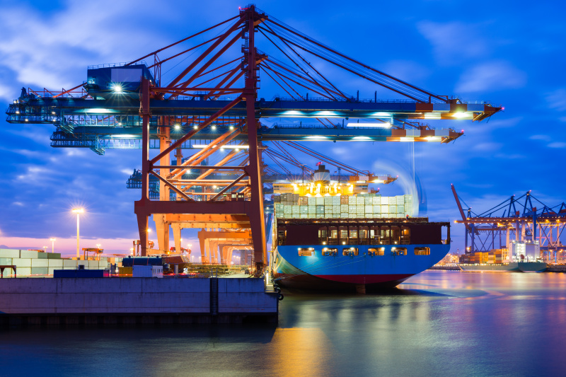 餐具清洁用品（洗碗布、海绵、洗碗液）经过中国东莞外贸物流托运至美国塞维尔(Sewell)