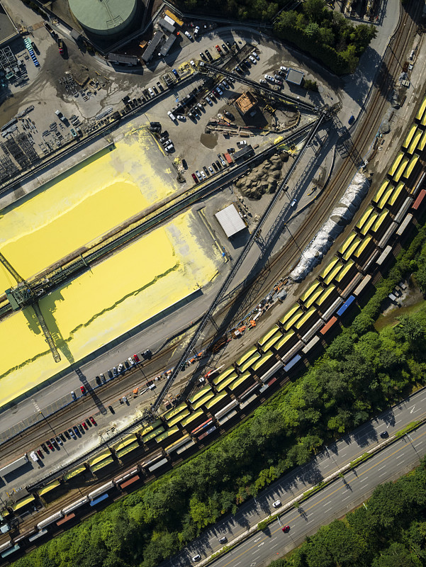 新能源产品运用中国上海外贸物流运到洛杉矶