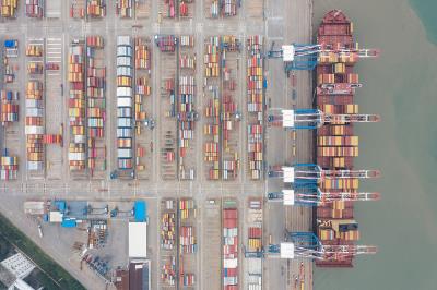 木丝材运用中国哈尔滨国际货运运送至美国匹