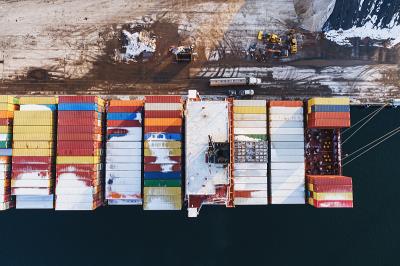 木制户外设施材料运用中国成都全球物流递送