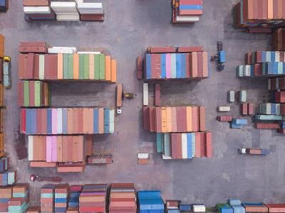 洗涤剂经过重庆外贸物流递送到塔尔萨