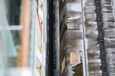 通过中国西安把烟花邮寄到美国奥克兰