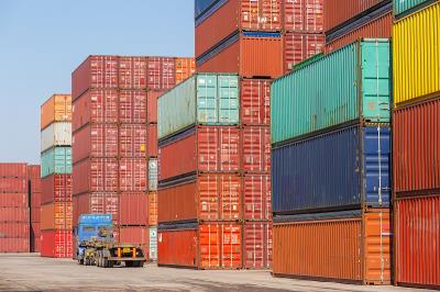 经由中国北京办公用品邮寄到美国西雅图