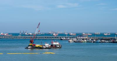 电视柜通过中国杭州国际物流送达美国印第安