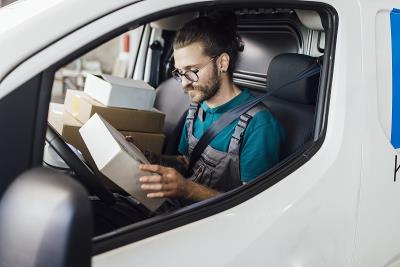 木雕采取中国西安国际货运快递至美国罗利