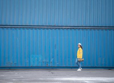 经由中国行李寄到美国纽约