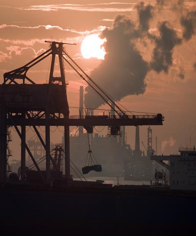 太阳能电池板应用中国长沙跨国货运安全送达