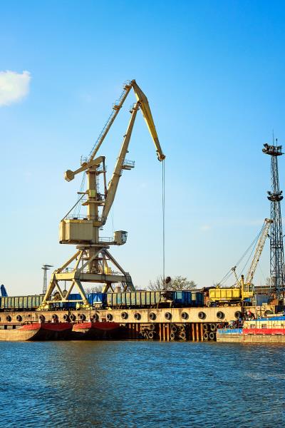 经由昆明把限制物品寄到美国帕利塞兹帕克