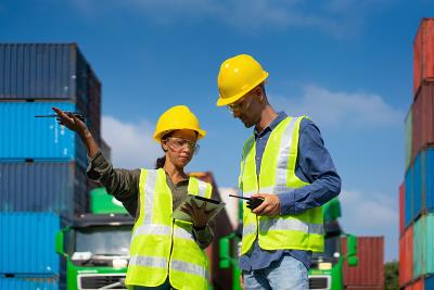 家居用品采用中国深圳外贸物流配送至比灵斯